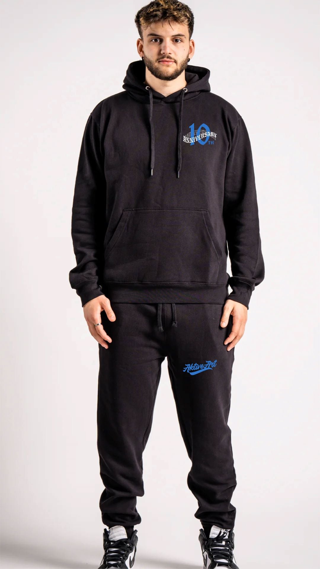 "IT STARTED WITH A DREAM" FLEECE SWEATSUIT (BLACK)