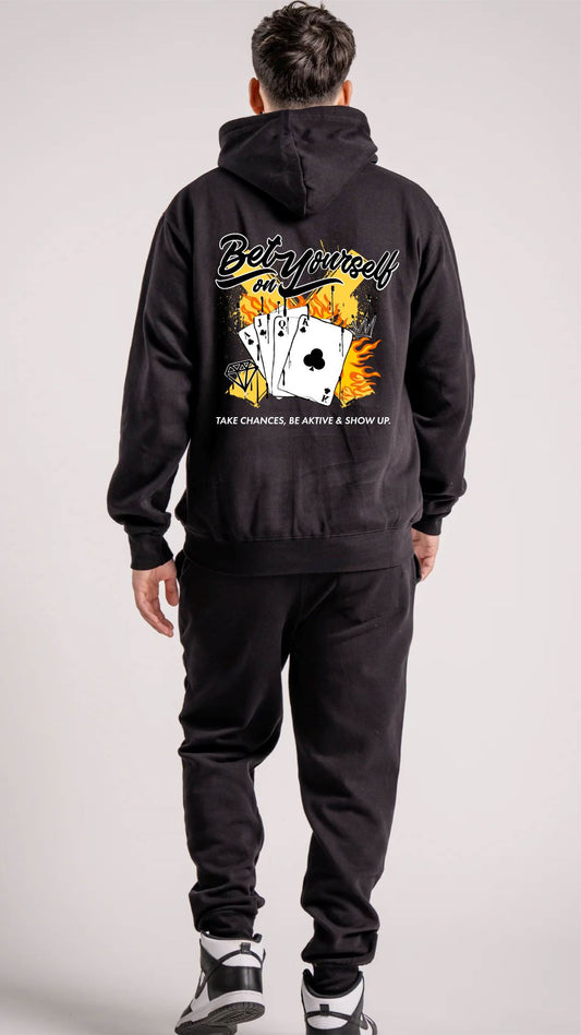 "BET ON YOURSELF" FLEECE SWEATSUIT (BLACK)